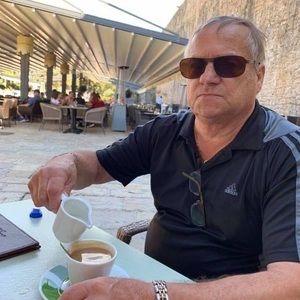 Meet your Posher, Robert